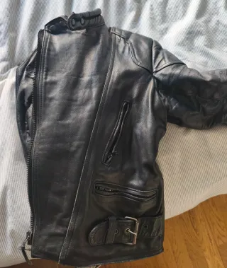 Chaqueta de cuero negra Talla 52 mediana M