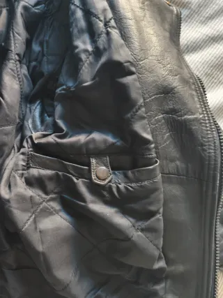 Chaqueta de cuero negra Talla 52 mediana M