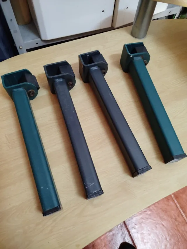 Patas para somier metálicas (4 unidades)30cm.