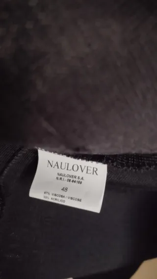 Chaqueta Naulover Negra Punto