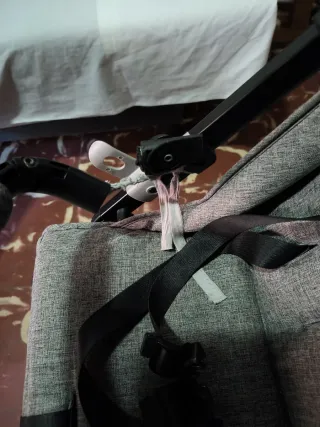 Carrito bebé gris buen estado