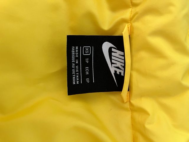 Giubbotto Nike Giallo Taglia Xs