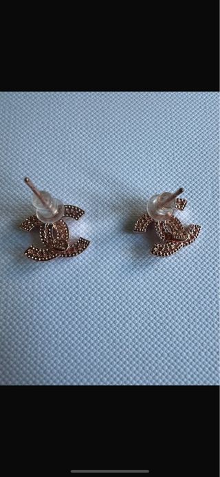 Pendientes Chanel CC Rosa