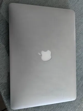 MacBook Air 13 Gris Espacial