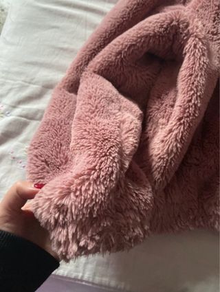 Cappotto in ecopelliccia sintetica rosa