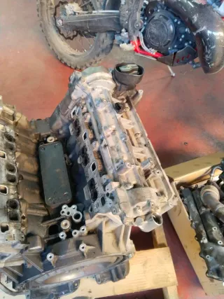 Despiece motor Mercedes 642 Culatas mercedes 642