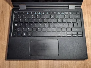 Asus TravelMate Spin B118