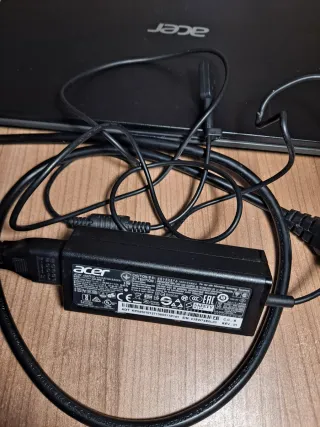 Asus TravelMate Spin B118