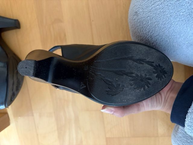 Zapatos de tacón BERNOTTI CLUB con flor