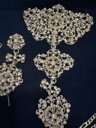 Aderezo Fallera Plata Adulto completo