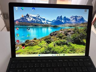 Microsoft Surface Pro 6 con teclado