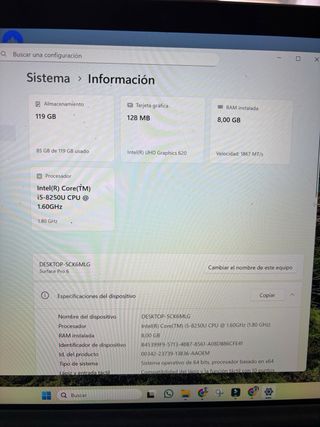 Microsoft Surface Pro 6 con teclado