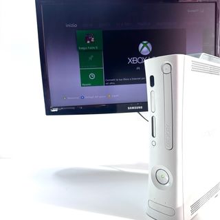 Xbox 360 Bianca con Controller e cavi