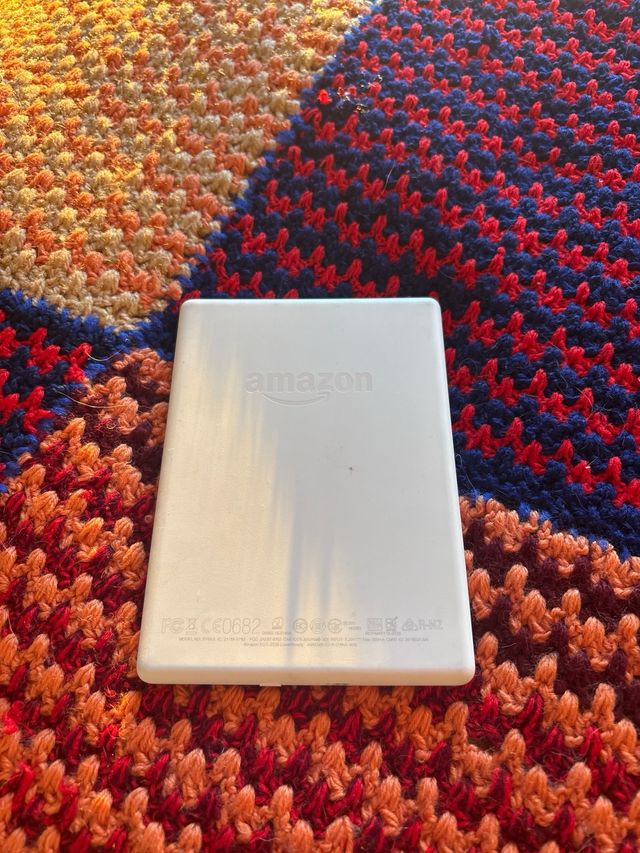 Amazon Kindle 8a Gen Bianco