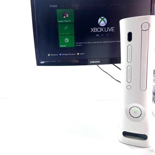 Xbox 360 Bianco con Controller e Alimentatore