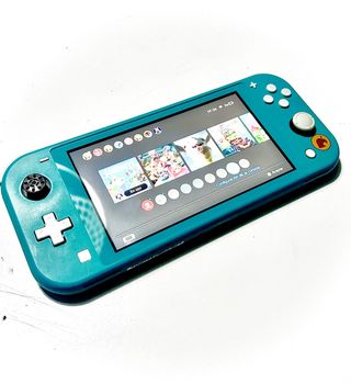 Nintendo Switch Lite (Timmy & Tommy's Aloha)