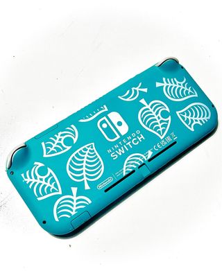 Nintendo Switch Lite (Timmy & Tommy's Aloha)