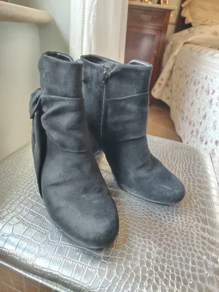 Stivaletti neri similpelle scamosciata 39 - 7 cm