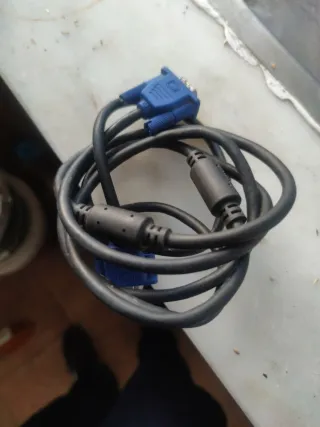 Cable VGA + alimentación para PC