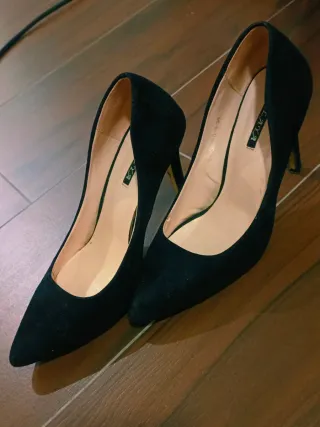 Zapatos de tacón negros talla 38