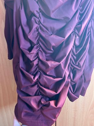 Vestido Burdeos Fruncido