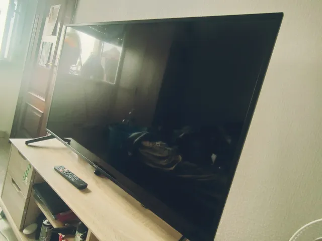 Smart TV Sony y Laptop Acer N19H1 casi nuevos!