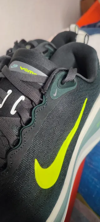 Nike Vomero plus  Talla 43