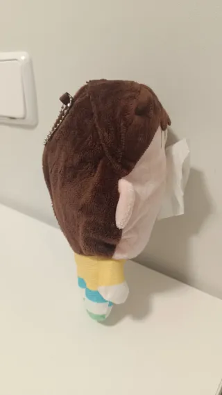 Peluche Shin Chan (Boo-chan) caja pañuelos - NUEVO