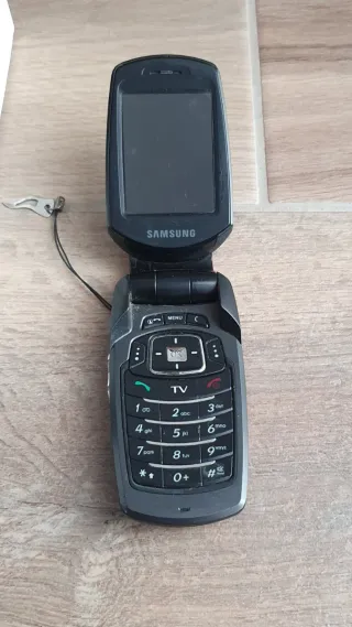 Telefono Samsung Flip Nero/Grigio