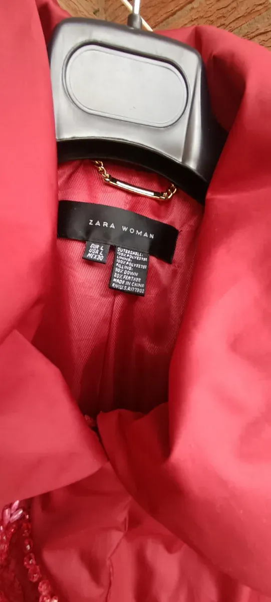 Chaqueta roja bordada mujer