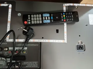 Televisor LG Negro y Plateado 42 pulgadas