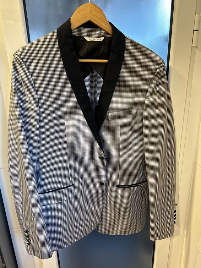 Americana Zara Man Cuadros Blanco y Negro