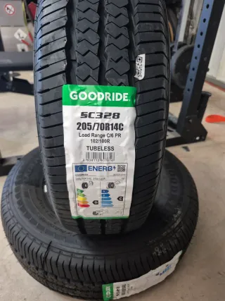 205 70 R14C 102/100R GOODRIDE SC328