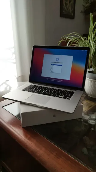 Apple MacBook Pro plata 15" 2013