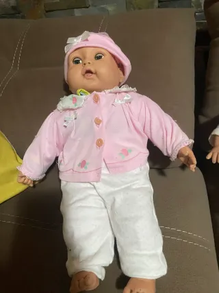 Muñeco bebé recién nacido