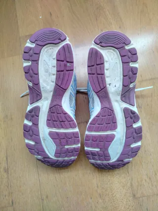 Zapatillas Asics grises y azules talla 39