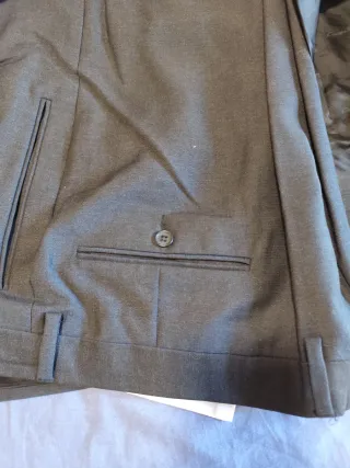 2 Trajes Antonio Domínguez y Emilio Tucci grises