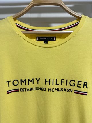 Camiseta Tommy Hilfiger Amarilla