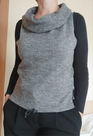 Jersey gris sin mangas