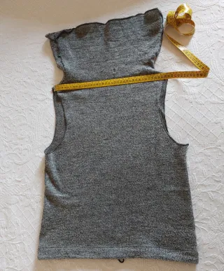 Jersey gris sin mangas