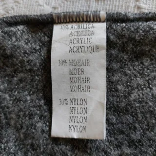 Jersey gris sin mangas