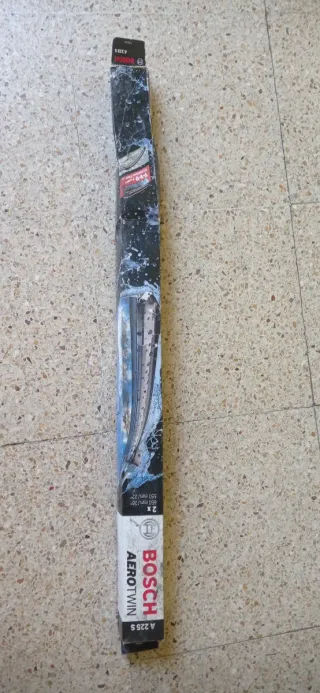 Limpiaparabrisas de coche marca Bosch
