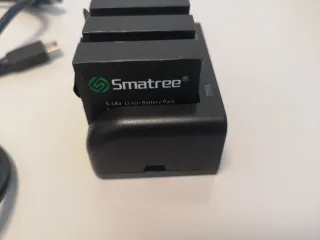 Caricabatterie Smatree 3 batterie per GoPro Hero 4