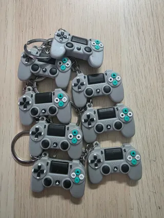 Llaveros PS1, Switch y Mario Bross