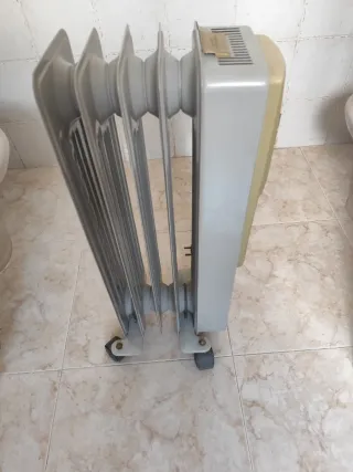 Radiador Eléctrico Vadem 2 Intensidades, ligero