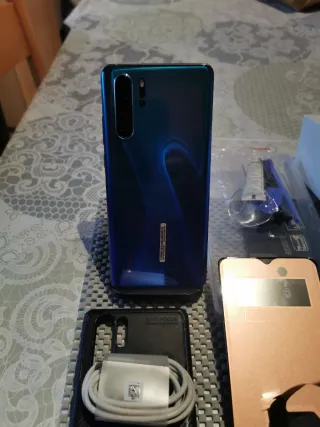 Huawei P30 Pro 128GB Blu + Vetro LCD