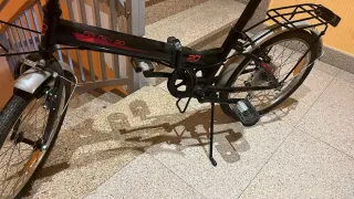 Bicicleta plegable negra