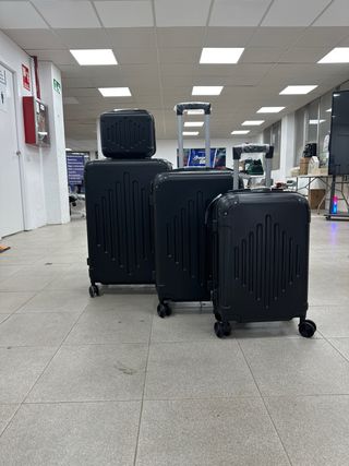 Juego 4 maletas negro