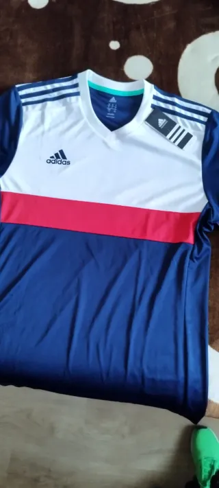 Camiseta Adidas