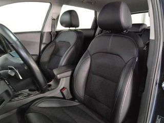 KIA Niro Drive 1.6 GDi PHEV 141 5p